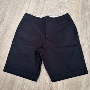 Hollister Men's Black Flat Front Shorts